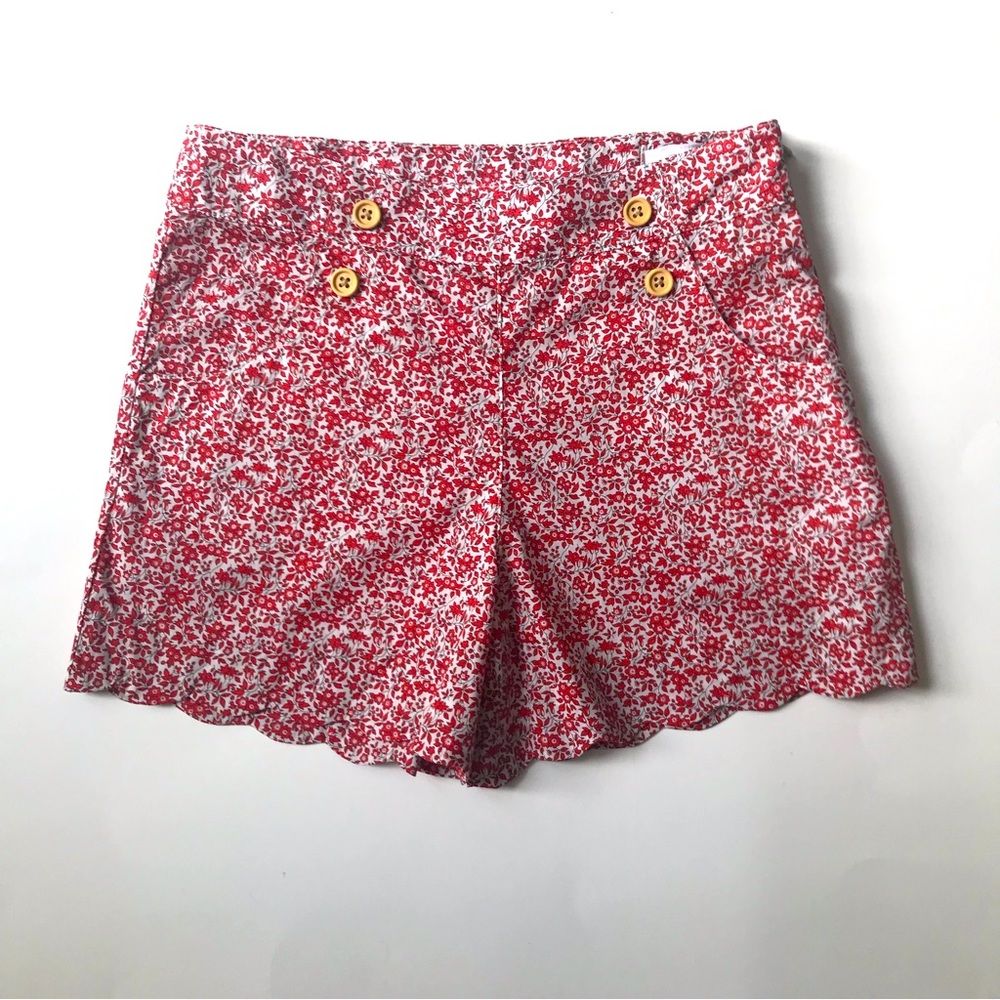 Cyrillus Paris red floral shorts in Liberty print, size 8.